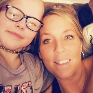 Meet your Posher, Apryl